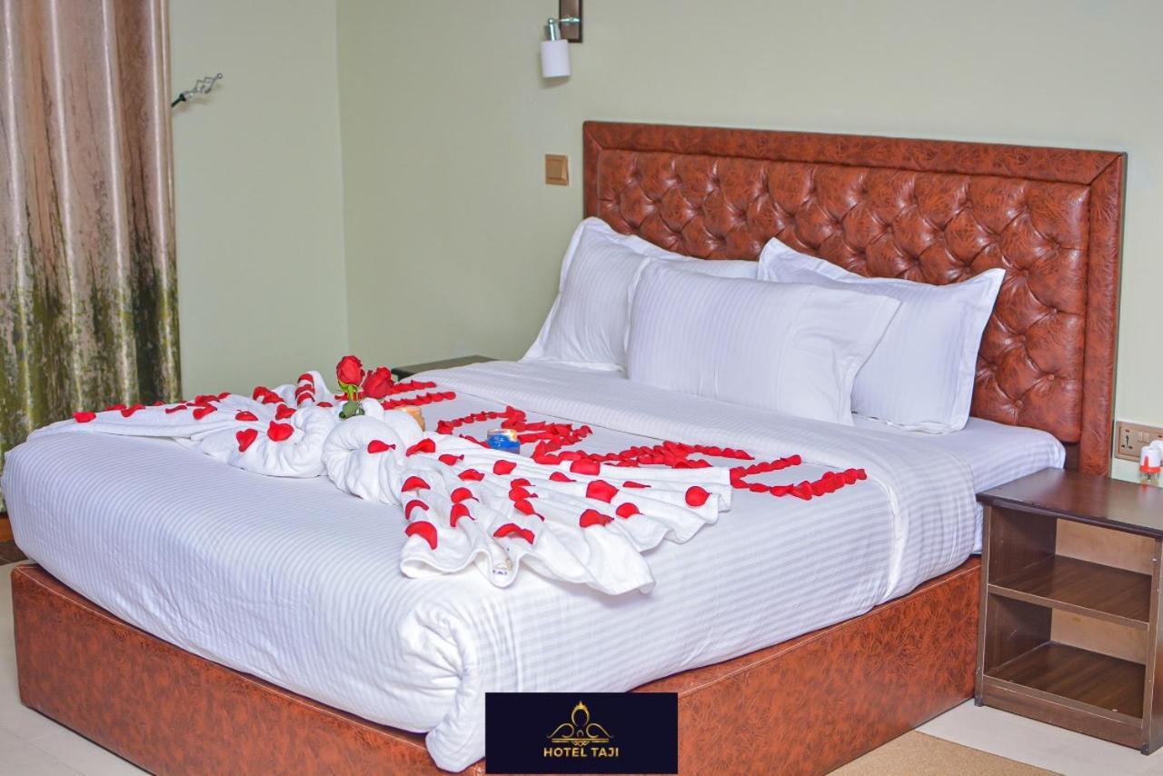 Hotel Taji Nanyuki Buitenkant foto