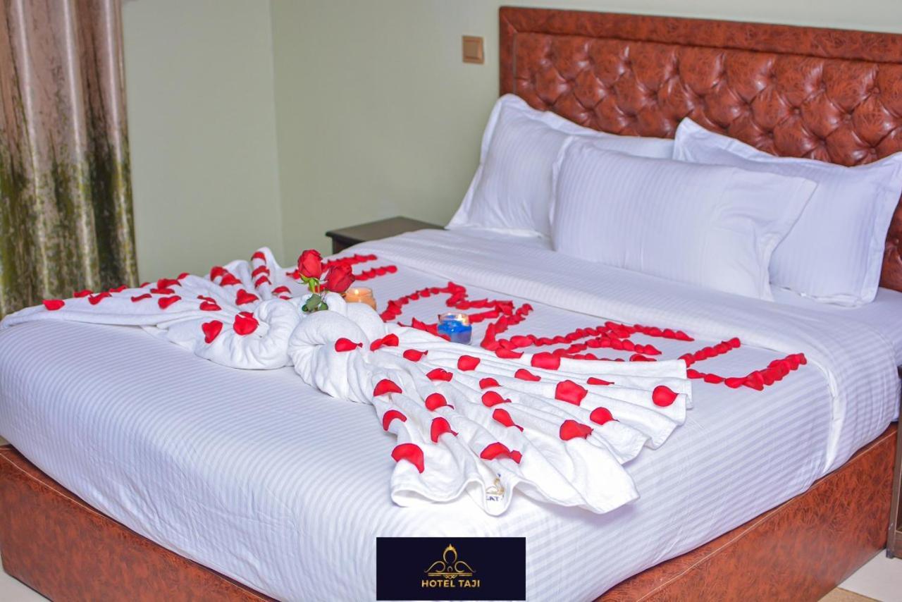 Hotel Taji Nanyuki Buitenkant foto