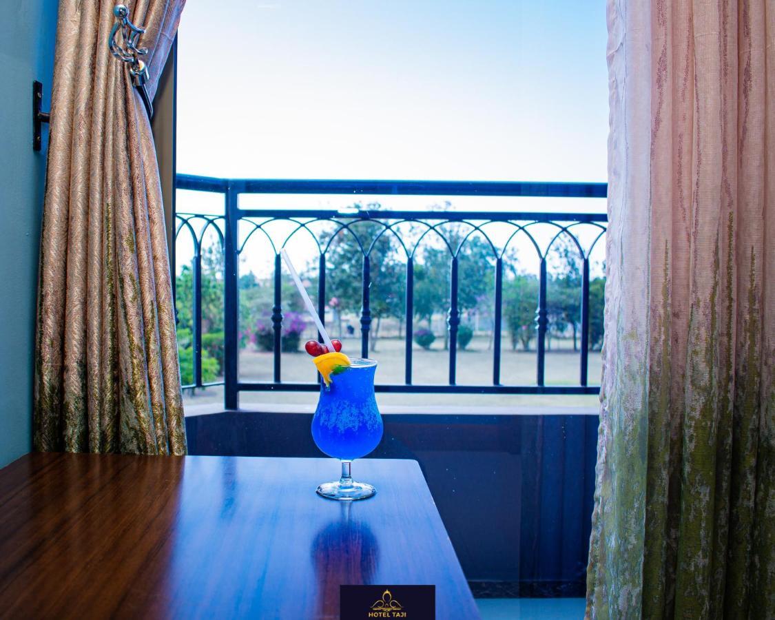 Hotel Taji Nanyuki Buitenkant foto