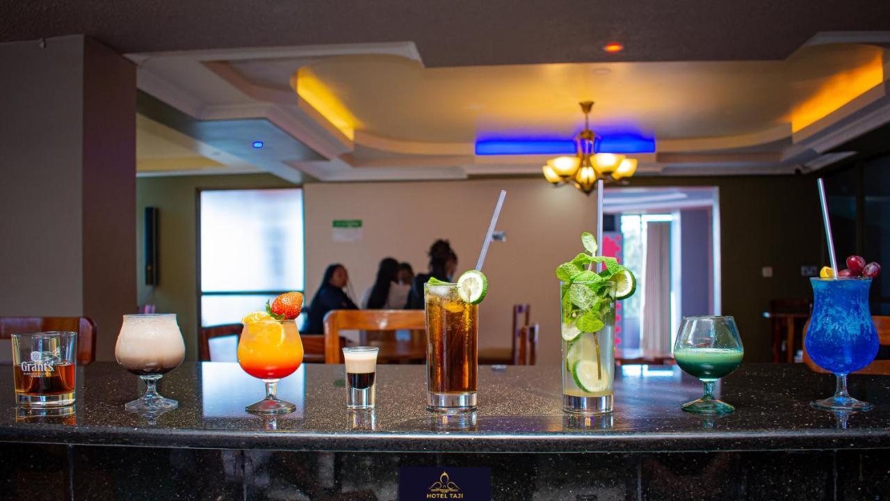 Hotel Taji Nanyuki Buitenkant foto